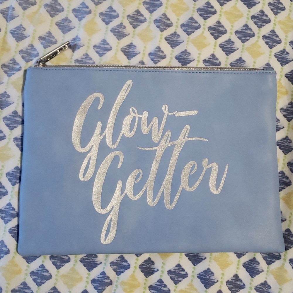 Baby blue zip pouch